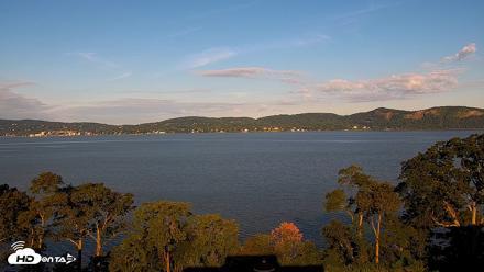 Hudson River Live Webcam - Aug 19, 2026, 7:51am EDT