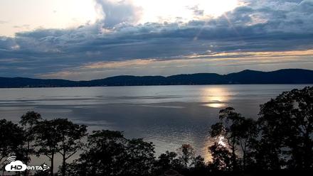 Hudson River Live Webcam - Jul 29, 2026, 6:43pm EDT