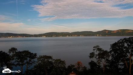 Hudson River Live Webcam - Aug 30, 2026, 8:19am EDT
