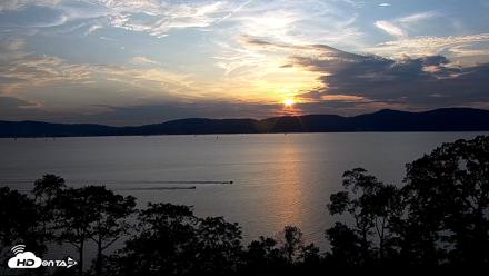 Hudson River Live Webcam - Sep 9, 2026, 6:54pm EDT