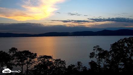 Hudson River Live Webcam - Sep 16, 2026, 7:00pm EDT