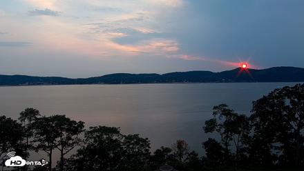 Hudson River Live Webcam - Aug 12, 2026, 7:41pm EDT