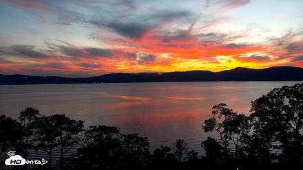 Hudson River Live Webcam - Aug 26, 2026, 7:49pm EDT