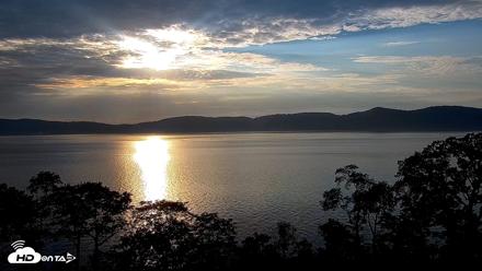 Hudson River Live Webcam - Oct 1, 2026, 5:39pm EDT