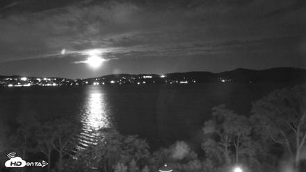 Hudson River Live Webcam - Oct 22, 2026, 2:44am EDT