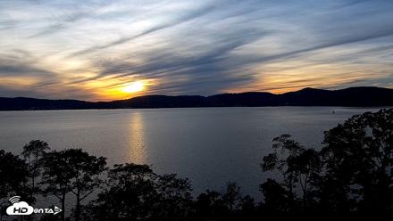 Hudson River Live Webcam - Oct 9, 2026, 6:03pm EDT