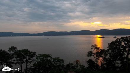 Hudson River Live Webcam - Aug 10, 2026, 7:23pm EDT
