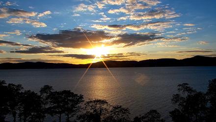 Hudson River Live Webcam - Oct 10, 2025, 6:01pm EDT