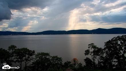 Hudson River Live Webcam - Jul 29, 2026, 6:06pm EDT