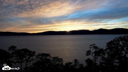 Hudson River Live Webcam - Sep 24, 2026, 6:53pm EDT