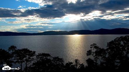 Hudson River Live Webcam - Aug 25, 2026, 6:34pm EDT