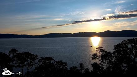 Hudson River Live Webcam - Aug 18, 2026, 7:08pm EDT