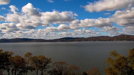 Hudson River Live Webcam - Oct 24, 2025, 12:11pm EDT