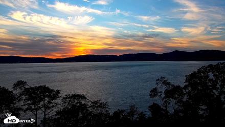 Hudson River Live Webcam - Oct 12, 2026, 6:14pm EDT
