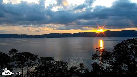 Hudson River Live Webcam - Aug 21, 2026, 7:28pm EDT