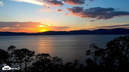 Hudson River Live Webcam - Oct 14, 2026, 6:08pm EDT