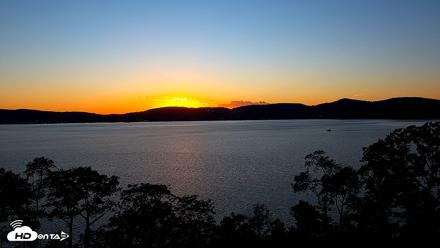 Hudson River Live Webcam - Oct 8, 2026, 6:24pm EDT
