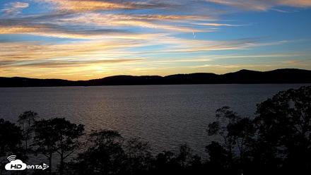 Hudson River Live Webcam - Oct 21, 2026, 6:18pm EDT