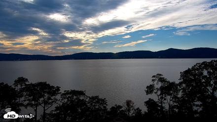 Hudson River Live Webcam - Sep 10, 2026, 5:20pm EDT