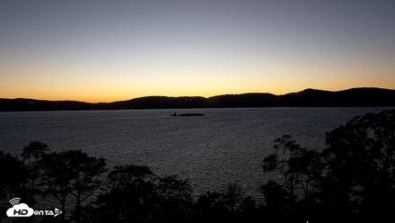 Hudson River Live Webcam - Oct 6, 2026, 6:45pm EDT