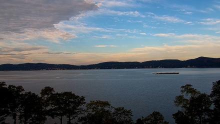 Hudson River Live Webcam - Sep 26, 2025, 7:28am EDT