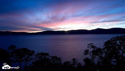 Hudson River Live Webcam - Sep 24, 2026, 7:06pm EDT