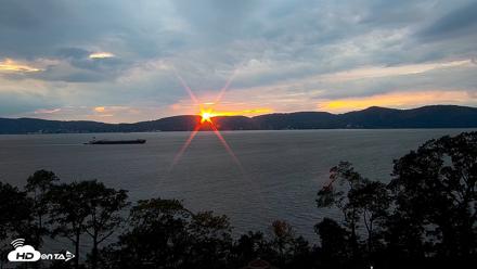 Hudson River Live Webcam - Oct 2, 2026, 6:25pm EDT