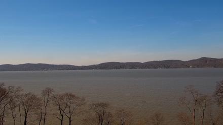 Hudson River Live Webcam - Apr 9, 2026, 12:51pm EDT