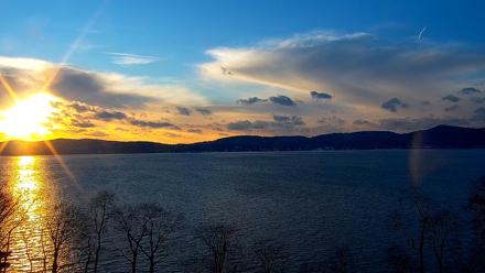 Hudson River Live Webcam - Dec 31, 2025, 4:03pm EST