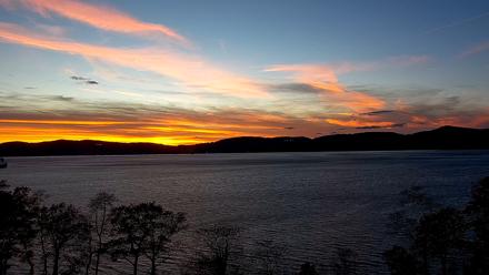 Hudson River Live Webcam - Nov 6, 2025, 4:55pm EST