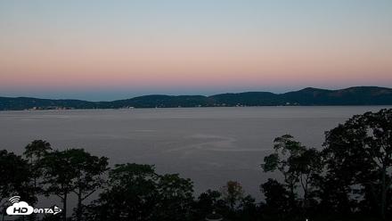 Hudson River Live Webcam - Sep 7, 2026, 6:24am EDT