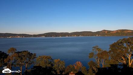 Hudson River Live Webcam - Oct 9, 2026, 8:24am EDT