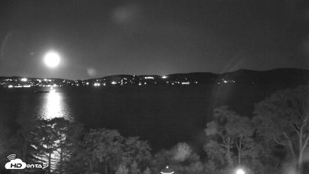 Hudson River Live Webcam - Oct 21, 2026, 1:34am EDT