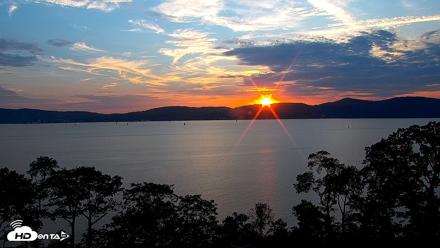 Hudson River Live Webcam - Sep 9, 2026, 7:00pm EDT