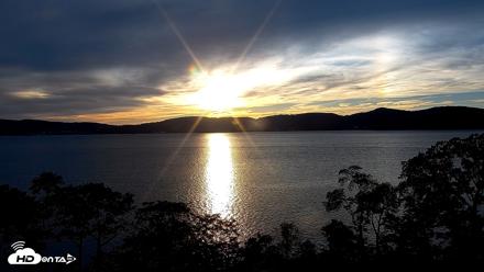 Hudson River Live Webcam - Sep 24, 2026, 6:20pm EDT