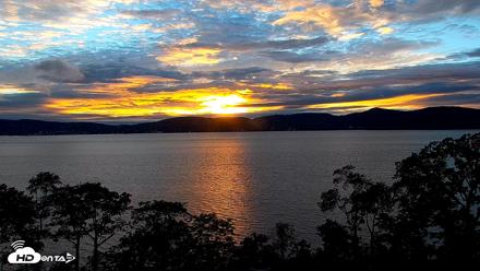 Hudson River Live Webcam - Sep 28, 2026, 6:34pm EDT