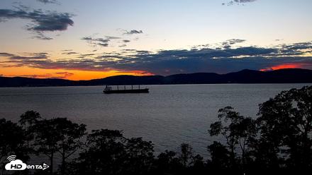Hudson River Live Webcam - Sep 5, 2026, 7:23pm EDT