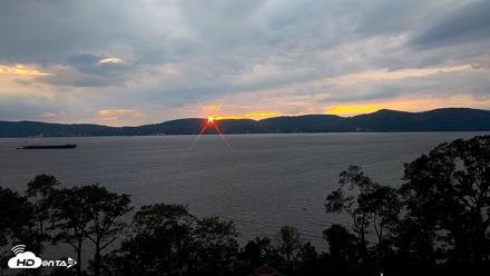 Hudson River Live Webcam - Oct 2, 2026, 6:24pm EDT