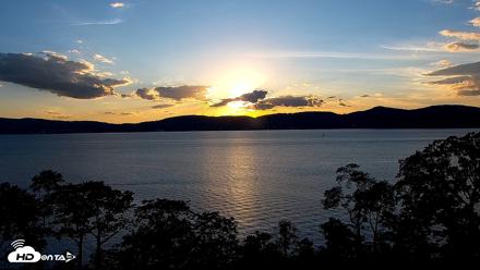 Hudson River Live Webcam - Sep 18, 2026, 6:35pm EDT