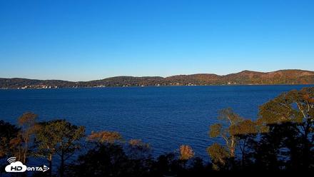 Hudson River Live Webcam - Oct 22, 2026, 8:10am EDT