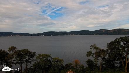 Hudson River Live Webcam - Sep 22, 2026, 10:39am EDT