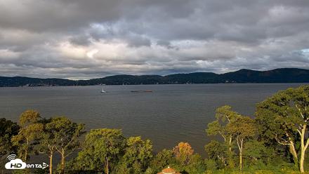 Hudson River Live Webcam - Sep 21, 2026, 8:41am EDT