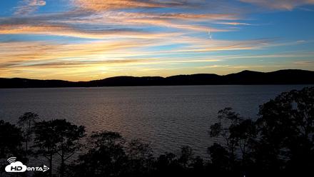Hudson River Live Webcam - Oct 21, 2026, 6:12pm EDT