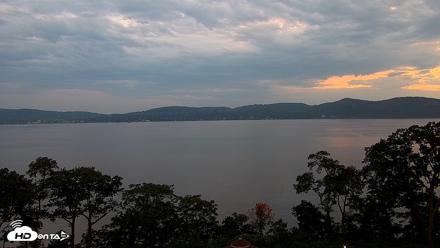 Hudson River Live Webcam - Aug 10, 2026, 8:03pm EDT
