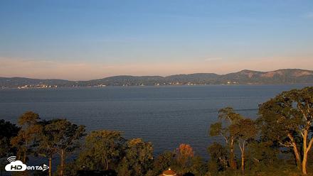 Hudson River Live Webcam - Oct 2, 2026, 8:47am EDT