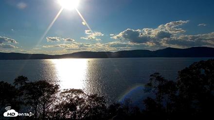 Hudson River Live Webcam - Sep 18, 2026, 5:24pm EDT
