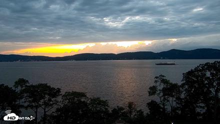 Hudson River Live Webcam - Aug 23, 2026, 7:47pm EDT