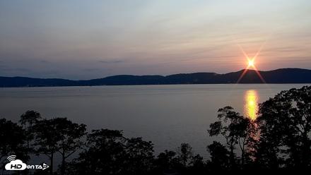 Hudson River Live Webcam - Aug 9, 2026, 7:39pm EDT