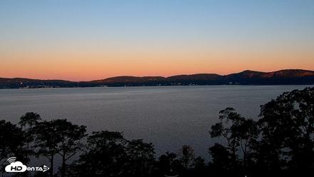 Hudson River Live Webcam - Aug 25, 2026, 6:22am EDT