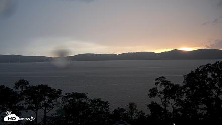 Hudson River Live Webcam - Aug 7, 2026, 7:45pm EDT